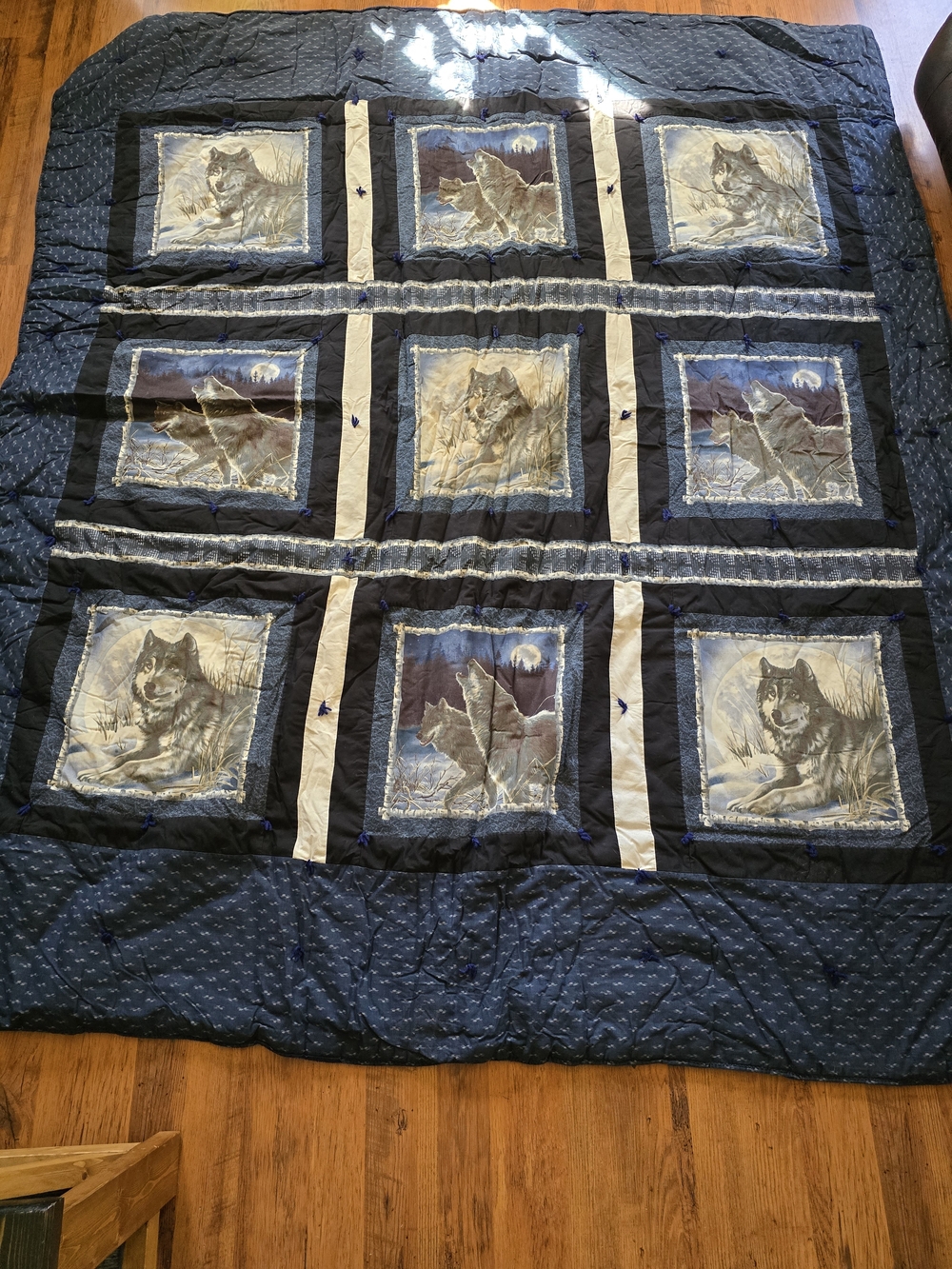 Wildlife Quilted Comforter - Navy Blue Wolf Panel